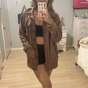 Avec les filles brown shacket